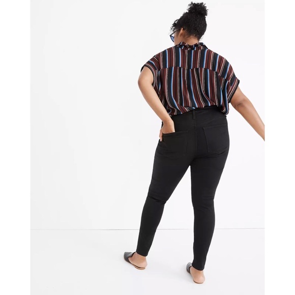 MADEWELL Curvy High-Rise Skinny Jeans in Carbondale Wash - Picture 2 of 7